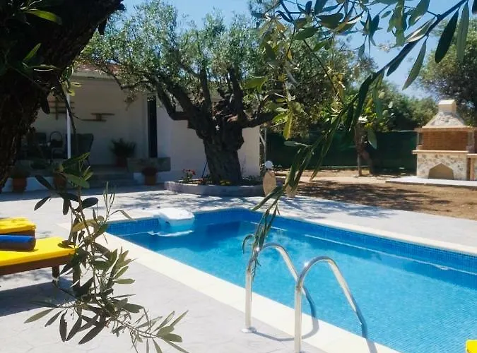 Olive Sense With Jacuzzi And Sauna Villa Afantou