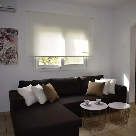 וילה Olive Sense With Jacuzzi And Sauna *