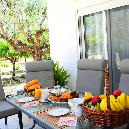 Olive Sense With Jacuzzi And Sauna וילה אפאנטו