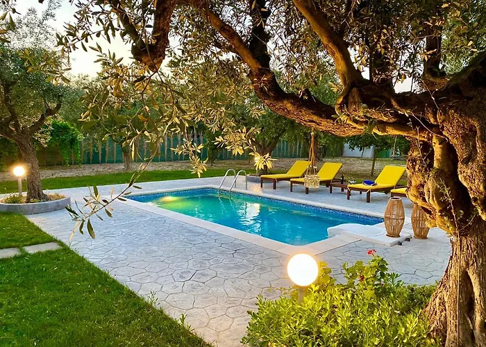 Olive Sense With Jacuzzi And Sauna Villa Afantou