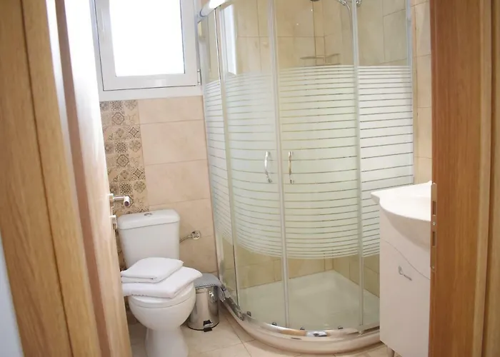 Olive Sense With Jacuzzi And Sauna