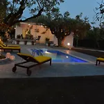Olive Sense With Jacuzzi And Sauna Villa *