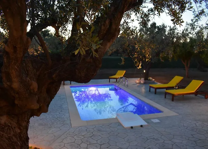 Villa Olive Sense With Jacuzzi&sauna Afantou